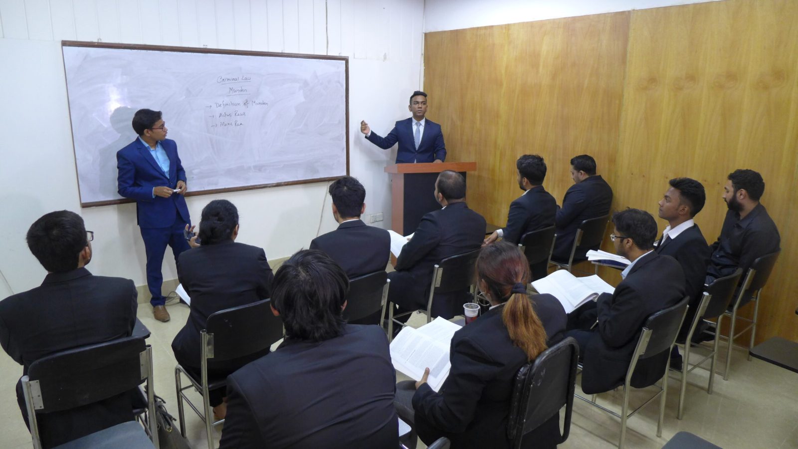Criminal law class in session